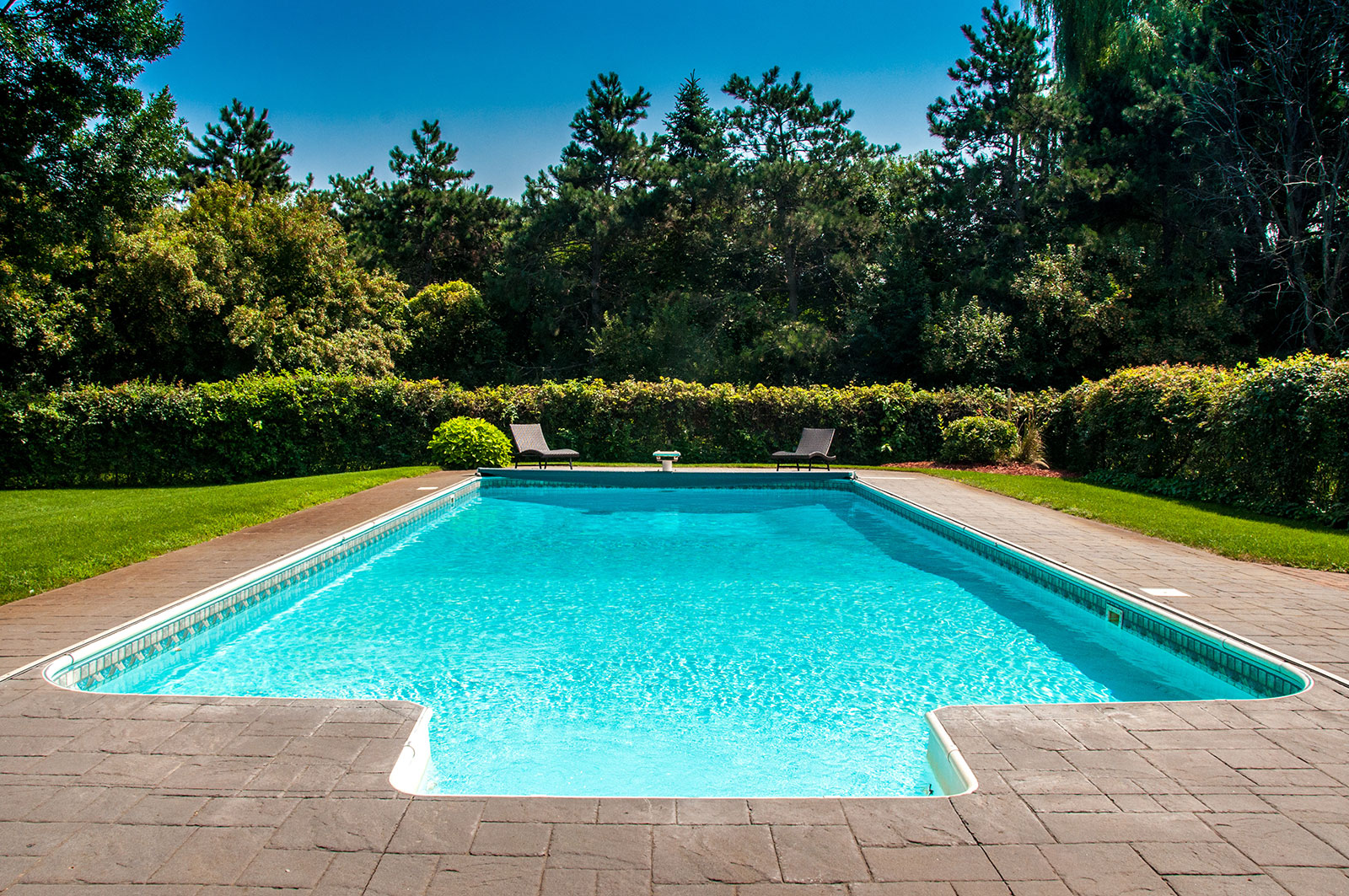 Best pool shape for small backyard